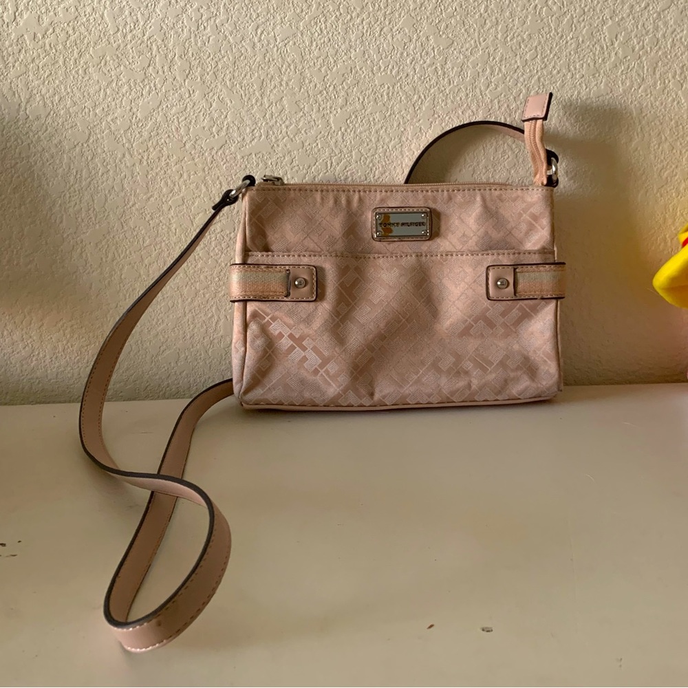 Tommy Hilfiger Light Pink Purse
